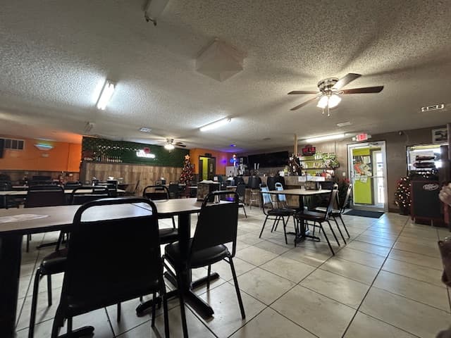 El Vaquero Mexican Restaurant photo 2