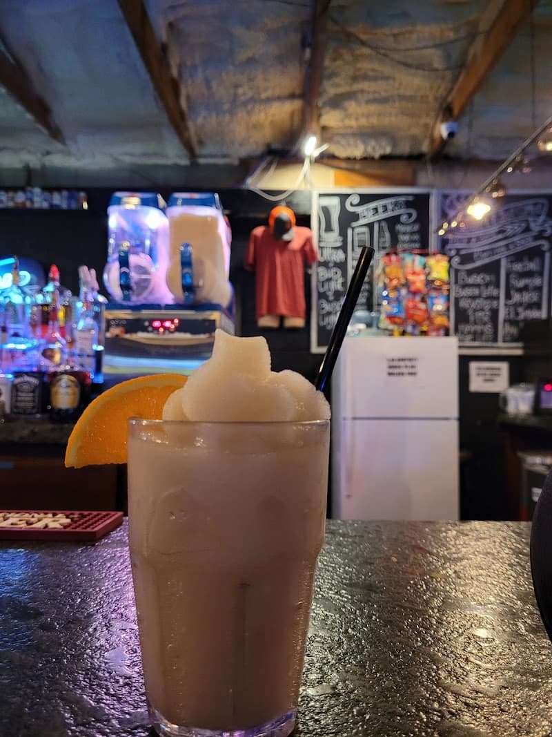 Dewain's Place photo 2