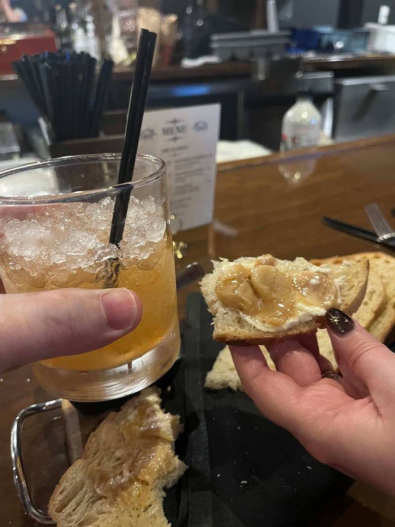 Tuskers Tavern photo 5