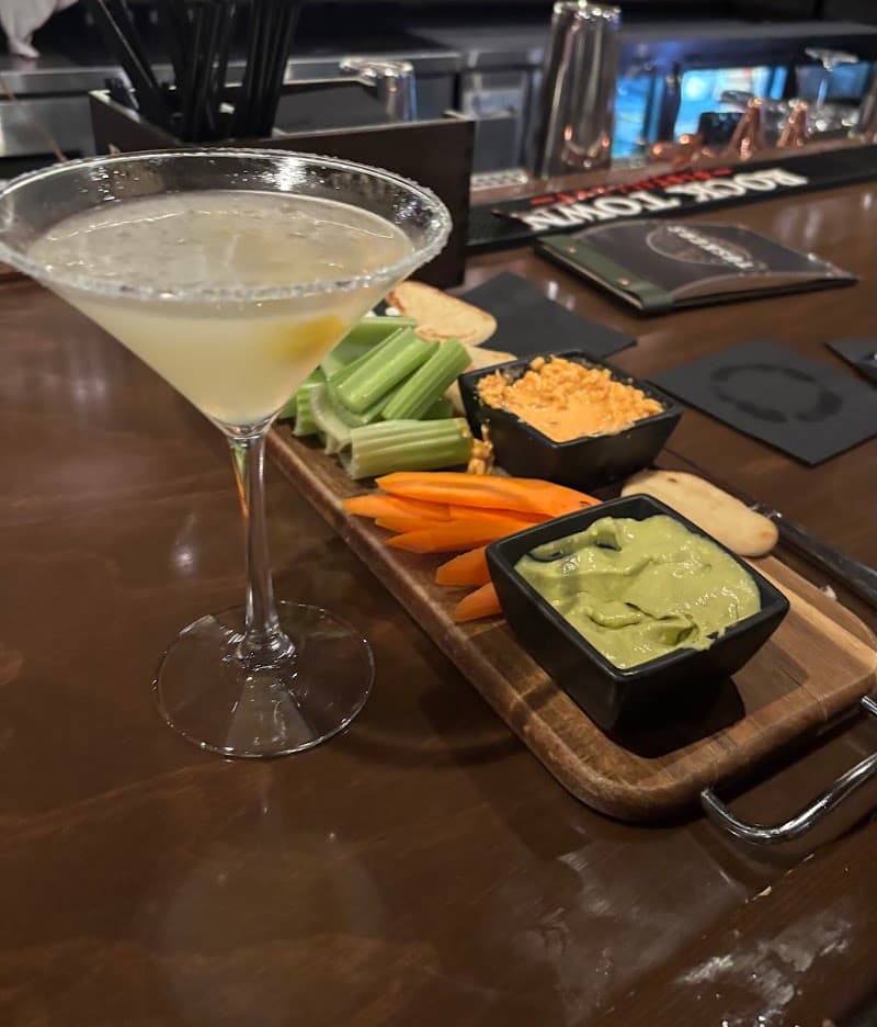 Tuskers Tavern photo 1