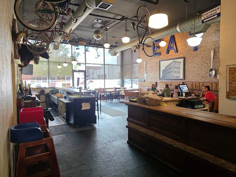 Frank and Lola's photo 1