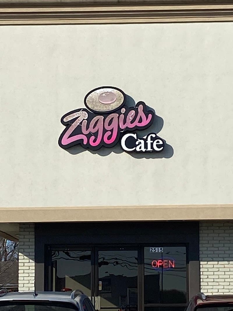 Ziggie's Café photo 4