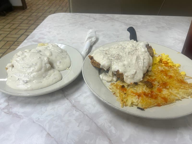 Hoods Family Restaurant photo 3