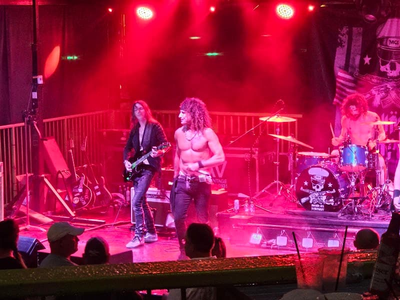 Horny Toad Entertainment Complex photo 6