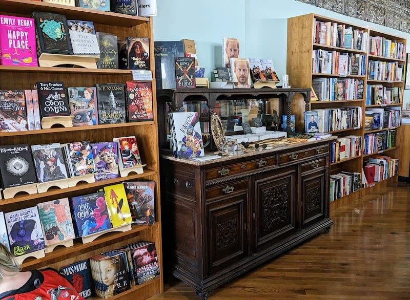 Too Fond of Books photo 3