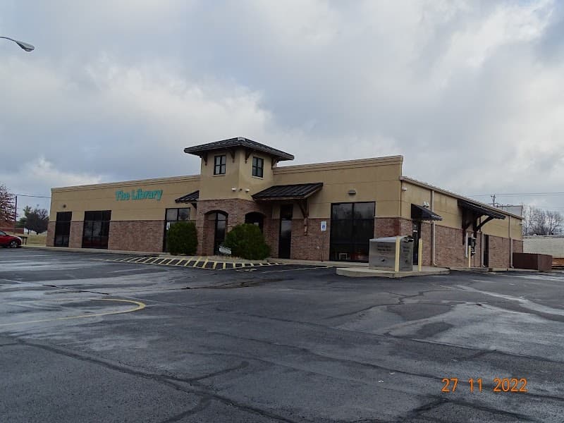 Willard Branch Library photo 5