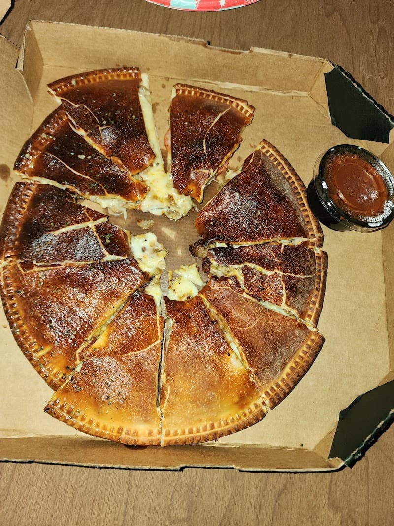 Mazzio’s Pizza & Wings photo 4