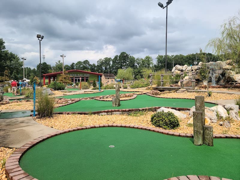 Big Rock Mini Golf & Fun Park photo 5
