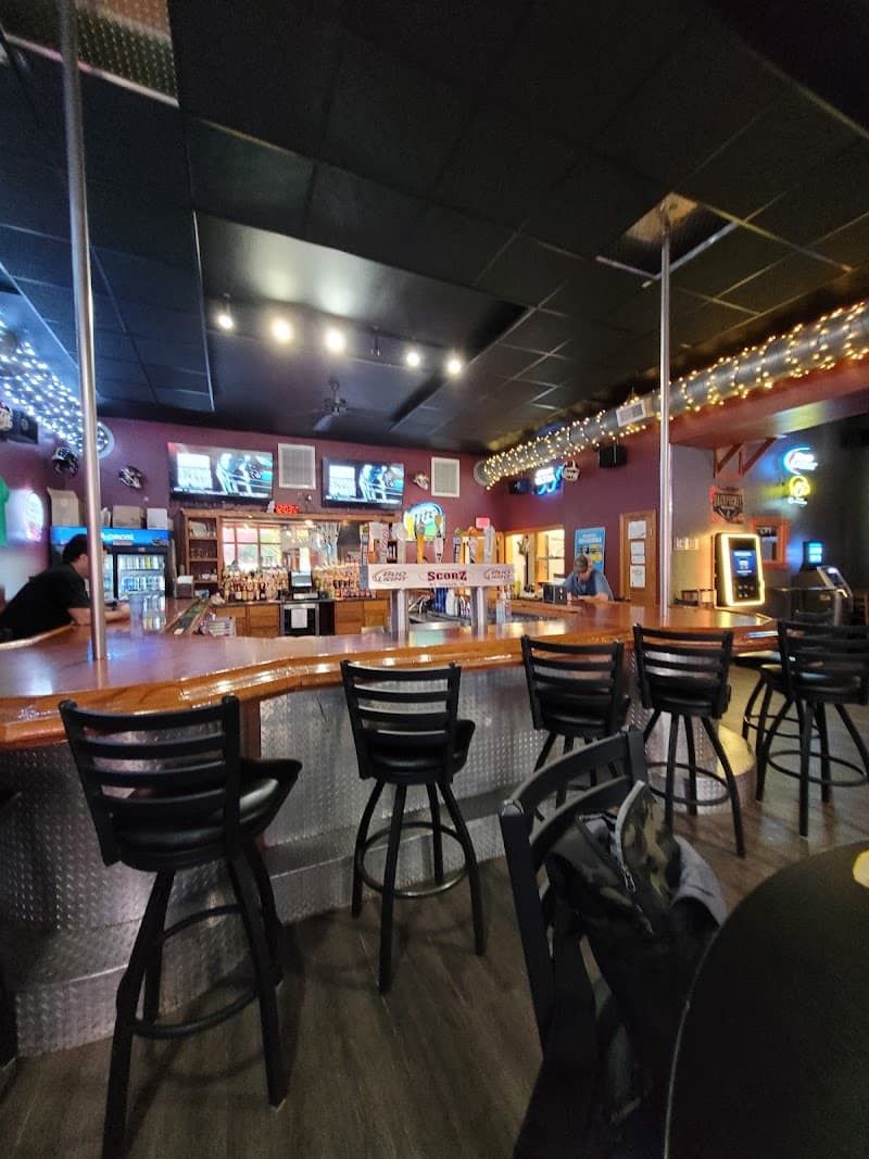 Scorz Bar & Grill photo 4