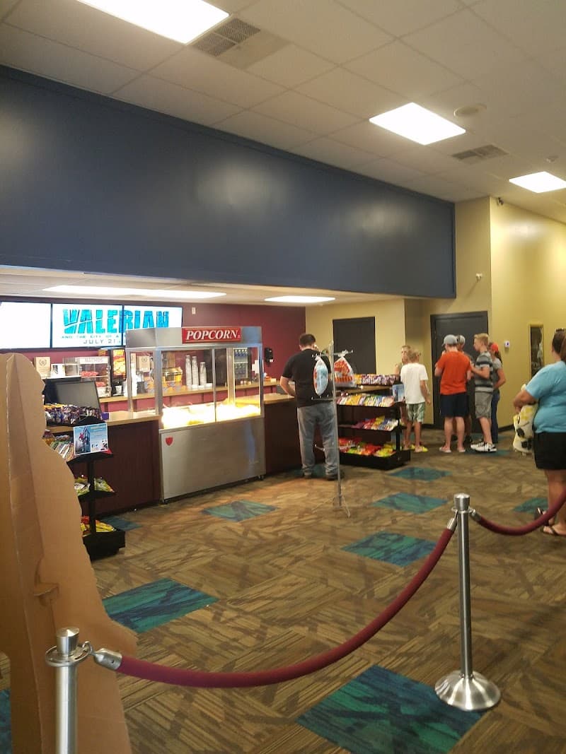 B&B Theatres Bolivar Cinema 5 photo 4