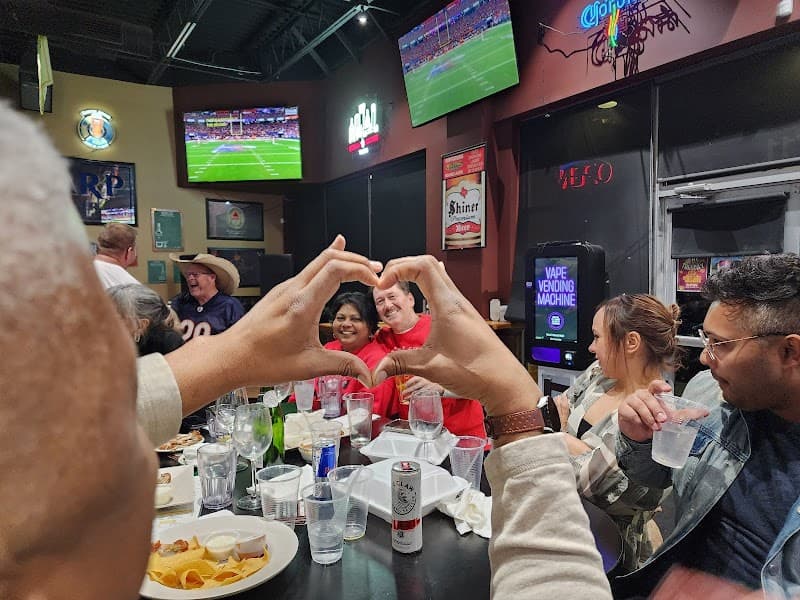 Midleton’s Bar and Grill photo 5