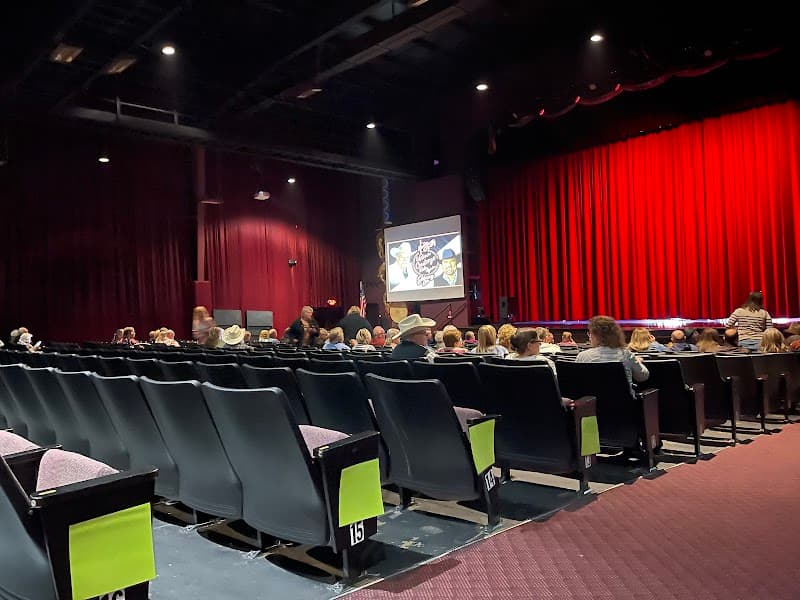 Mickey Gilley Grand Shanghai Theatre photo 6