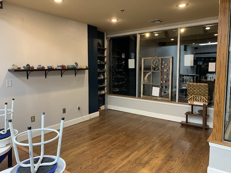 Broken Vessels Pottery Studio photo 4