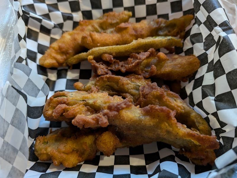 Castaways Pub And Grill photo 4