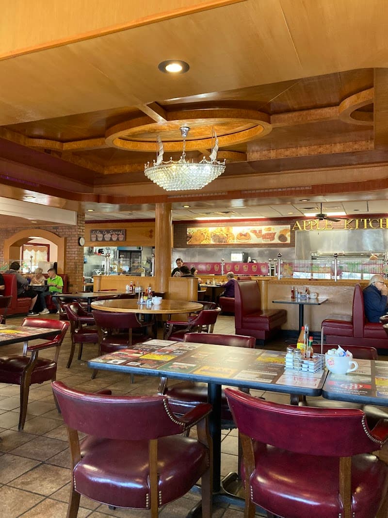 Apple Barrel Cafe Broken Arrow photo 6