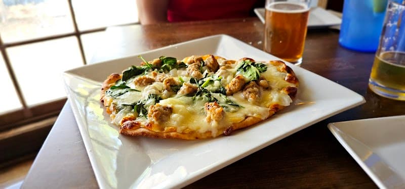 Hop the Griffin Brew Pub and Wine Bar photo 3