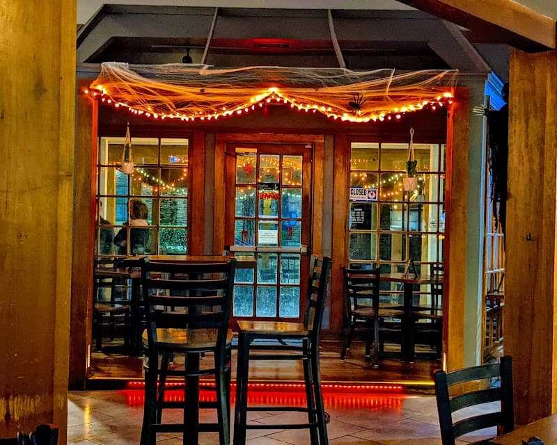 Hop the Griffin Brew Pub and Wine Bar photo 1