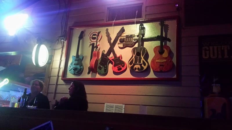 Guitars Rock N' Country Bar photo 3