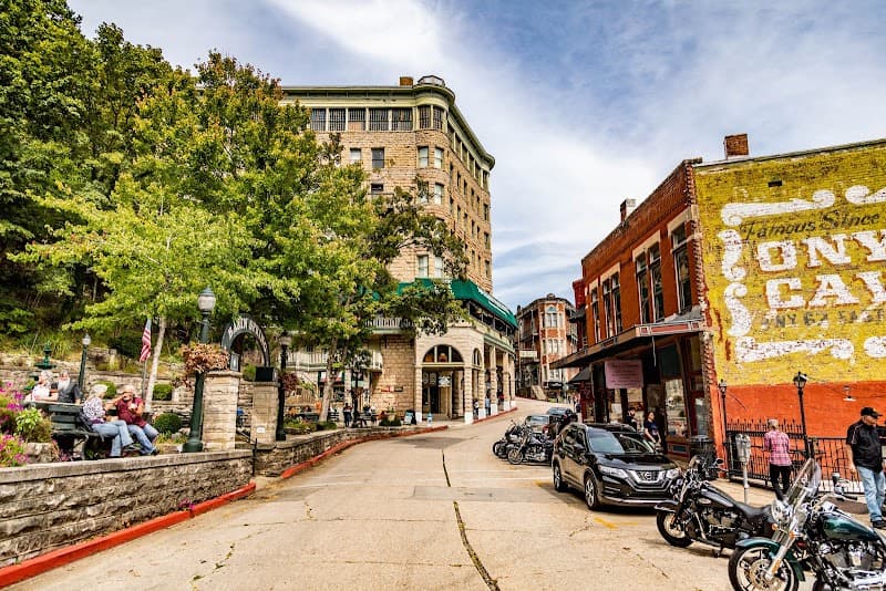 Basin Park Hotel photo 2