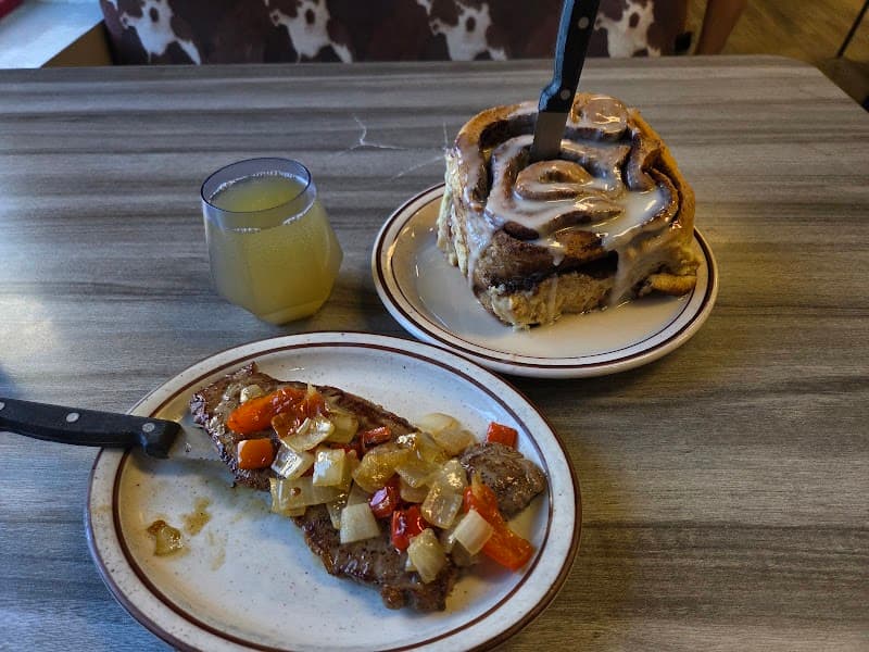 Rusty Rooster Breakfast and Lunch photo 4