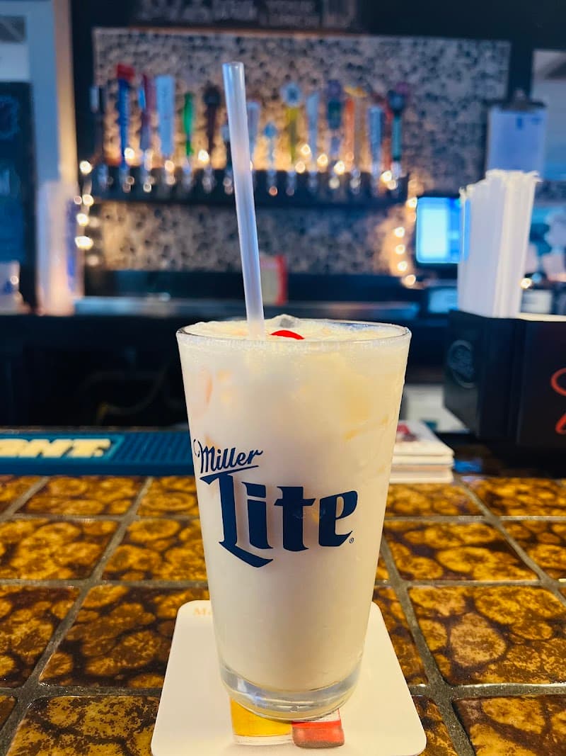 Old Broadway Club photo 5