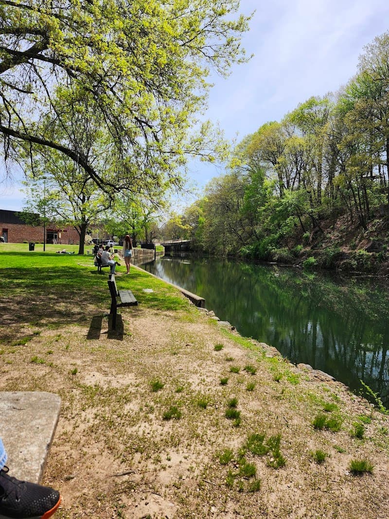 Arkansas Welcome Center at Siloam Springs photo 6