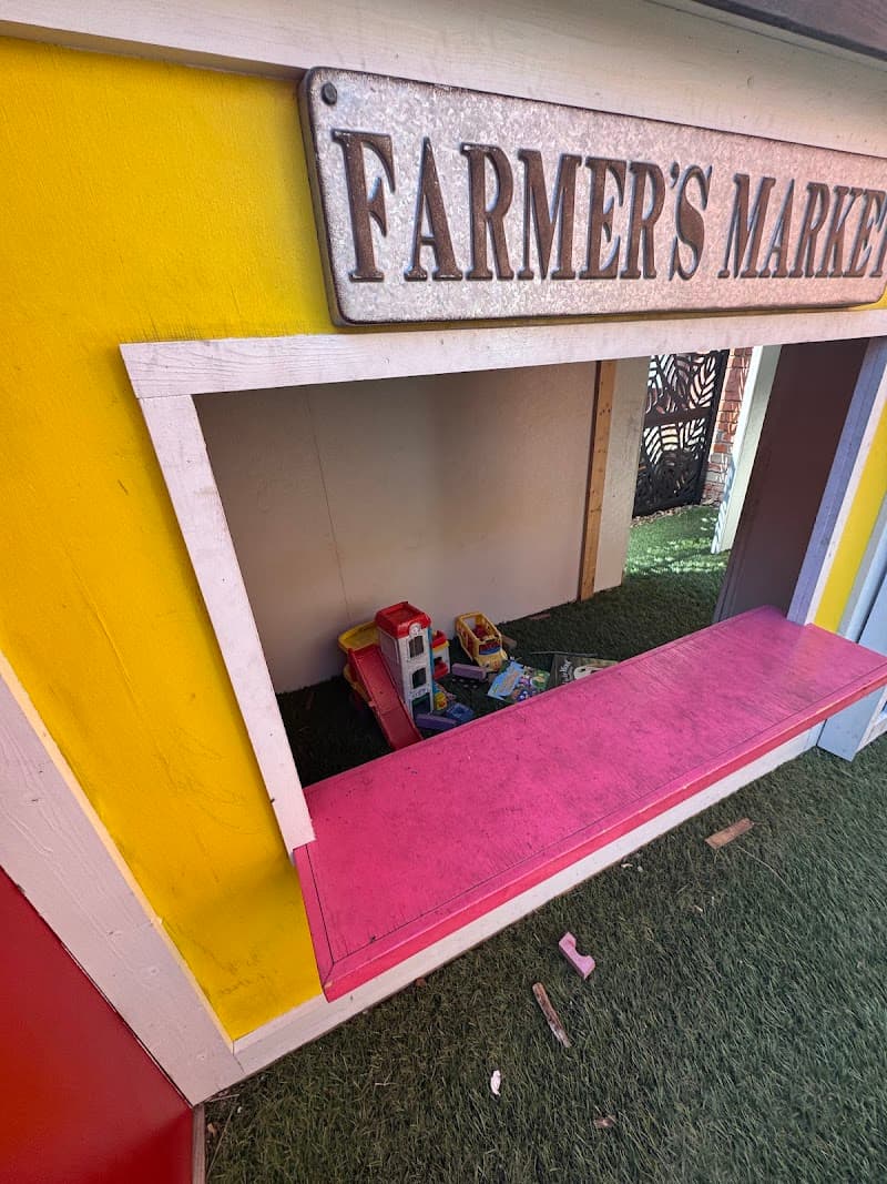 Lollipops Woodfire & Grocery photo 6