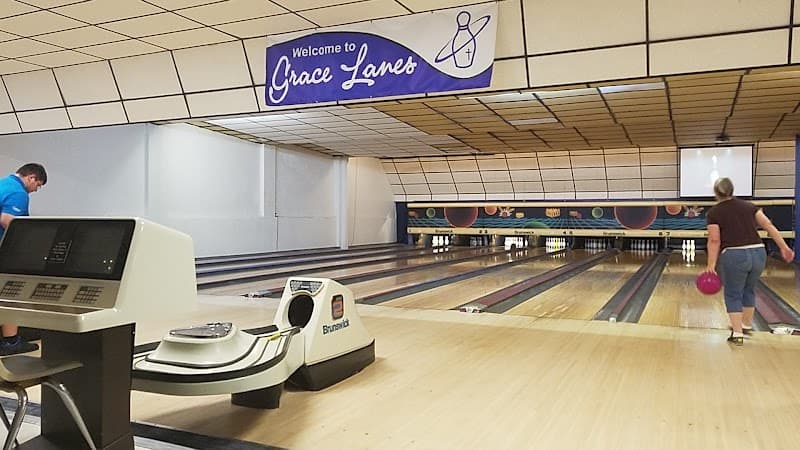 Grace Lanes photo 3
