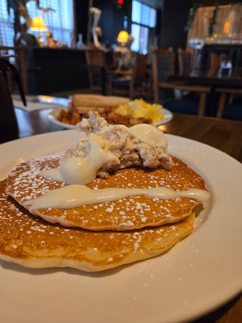 Hidden Pines Restaurant photo 4