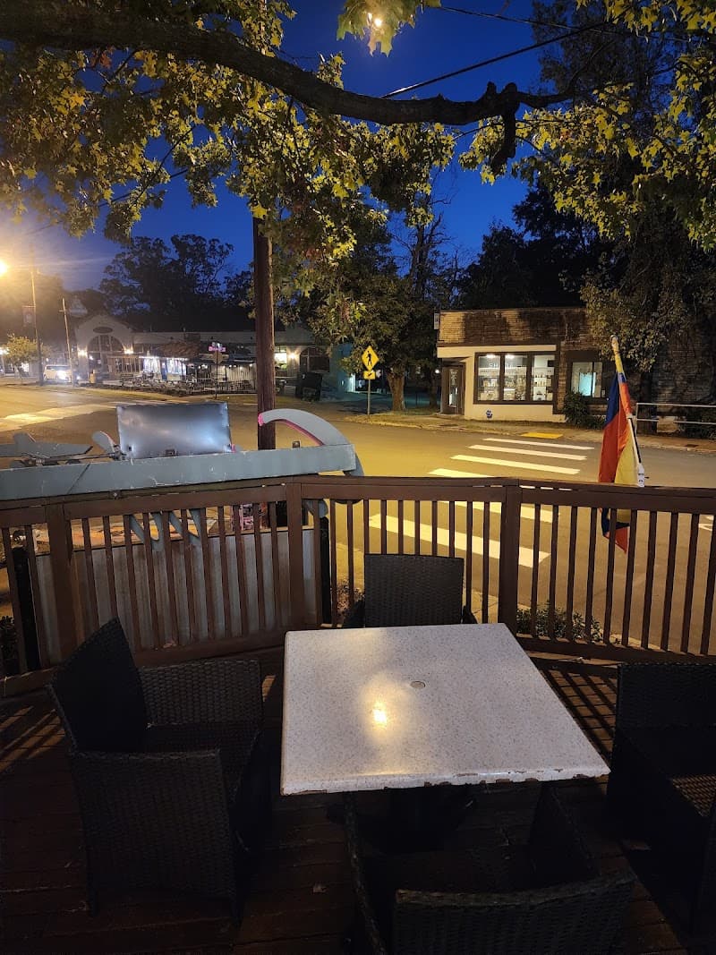 La Terraza Rum & Lounge photo 2