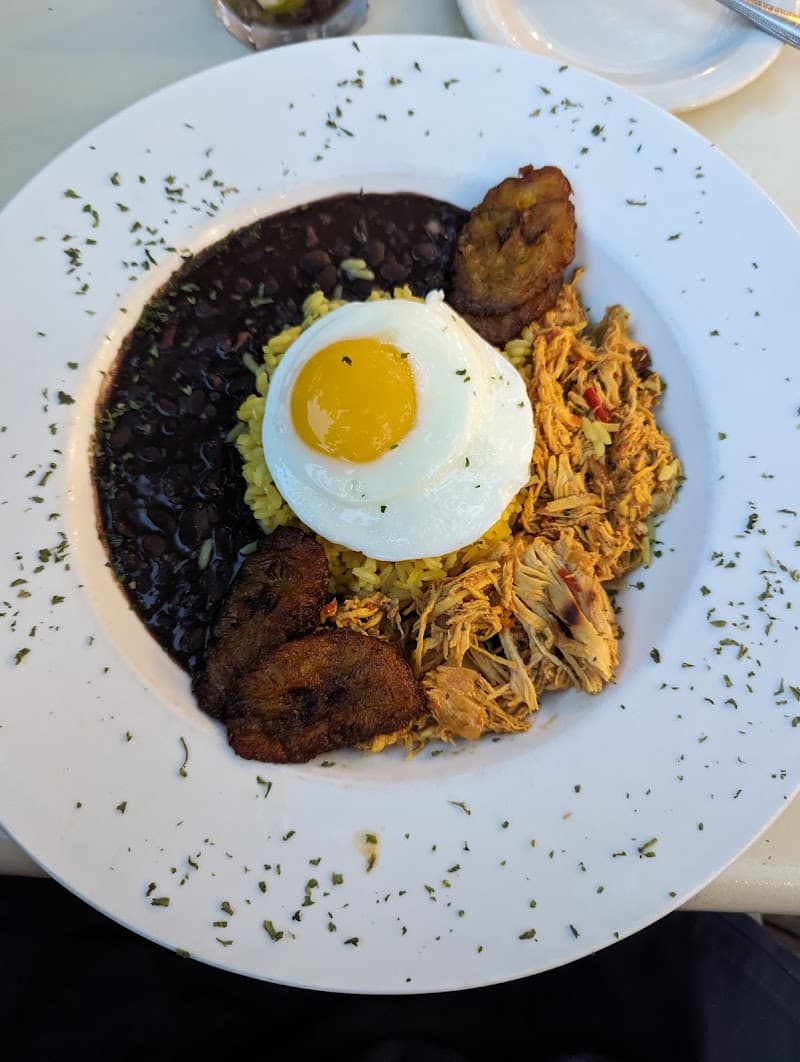 La Terraza Rum & Lounge photo 5