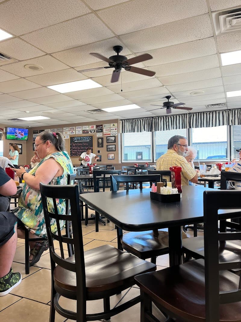 Miss Anna's on Towson photo 4