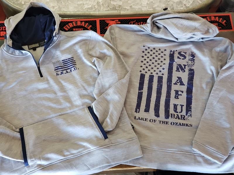 S.N.A.F.U. BAR photo 4