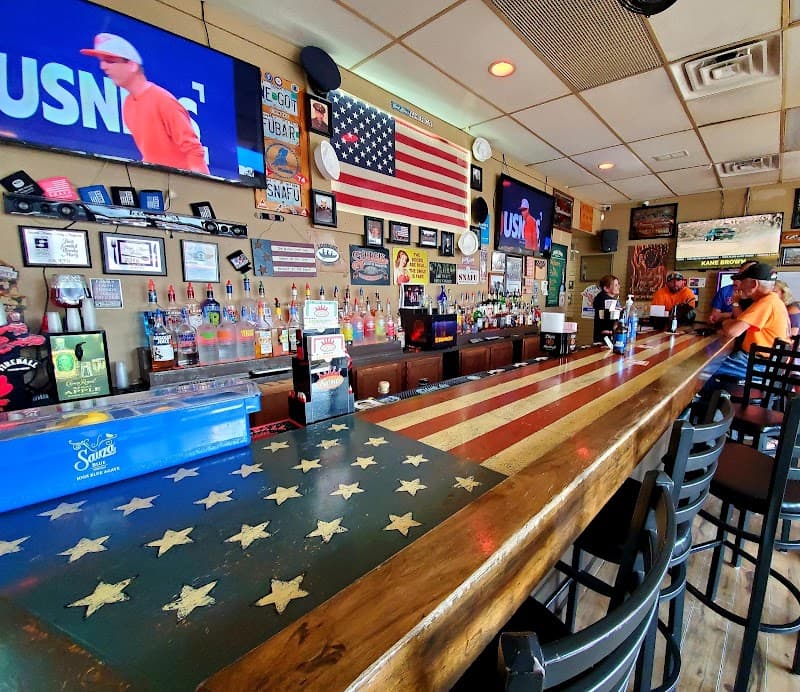 S.N.A.F.U. BAR photo 5