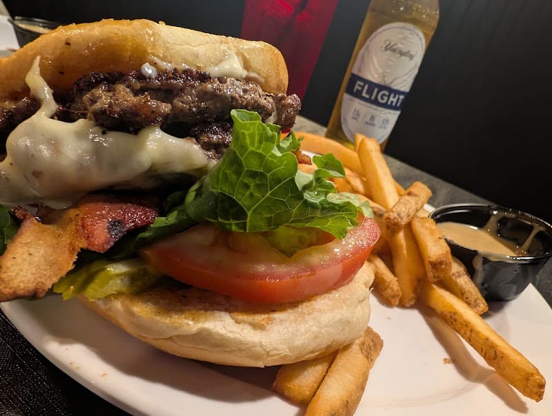 High Five Sports Grill photo 3