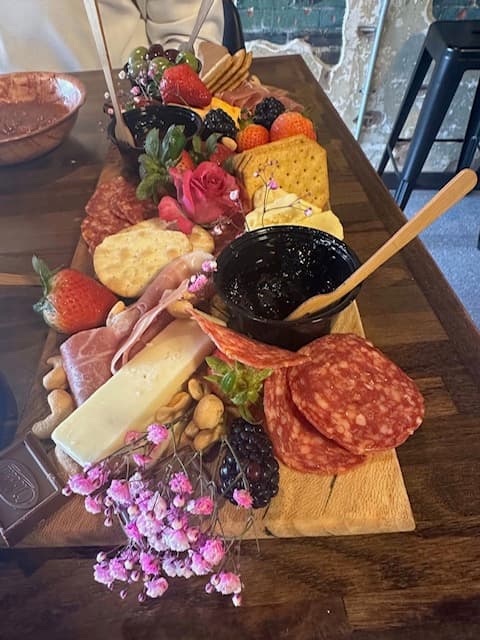 The 1906 Wine Bar & Pub photo 6