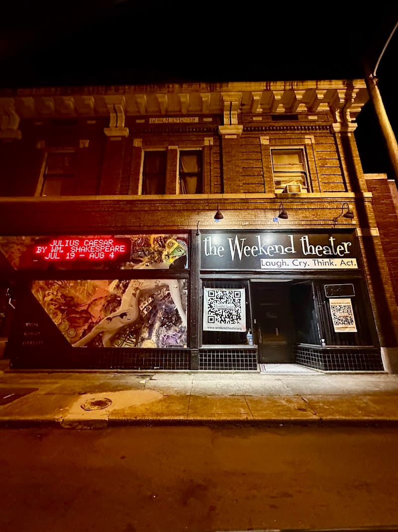 Weekend Theater photo 4