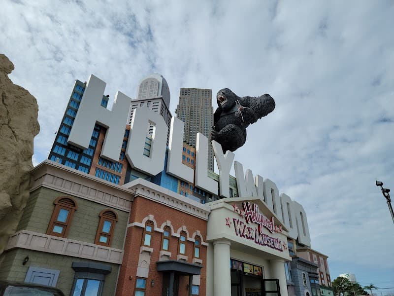 Hollywood Wax Museum photo 3