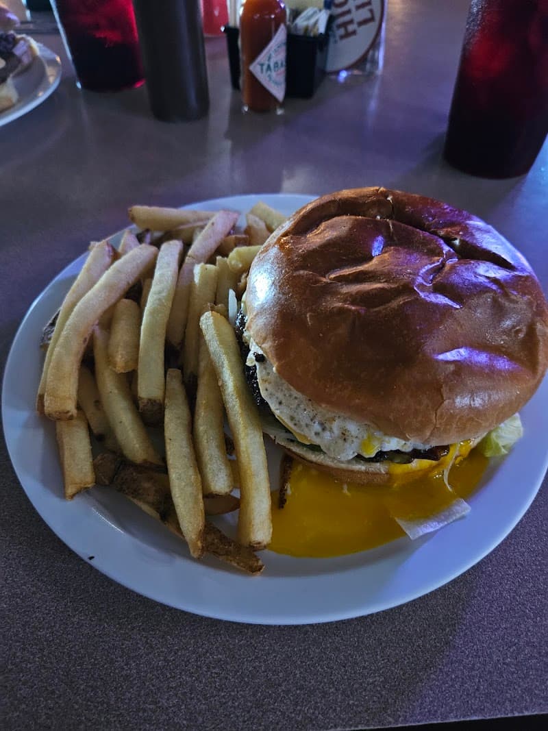 RoadHog Saloon photo 3