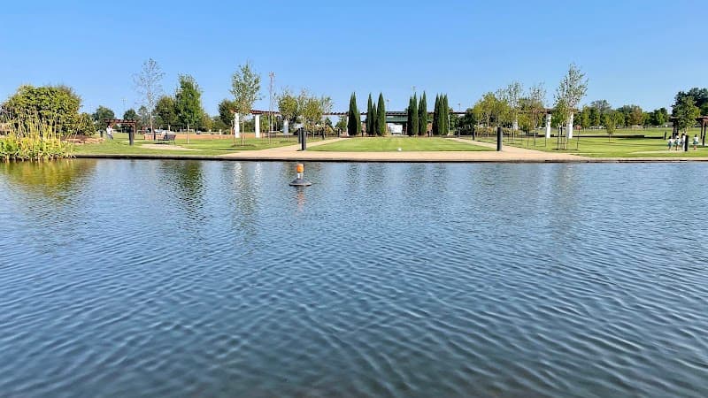 Orchards Park photo 4