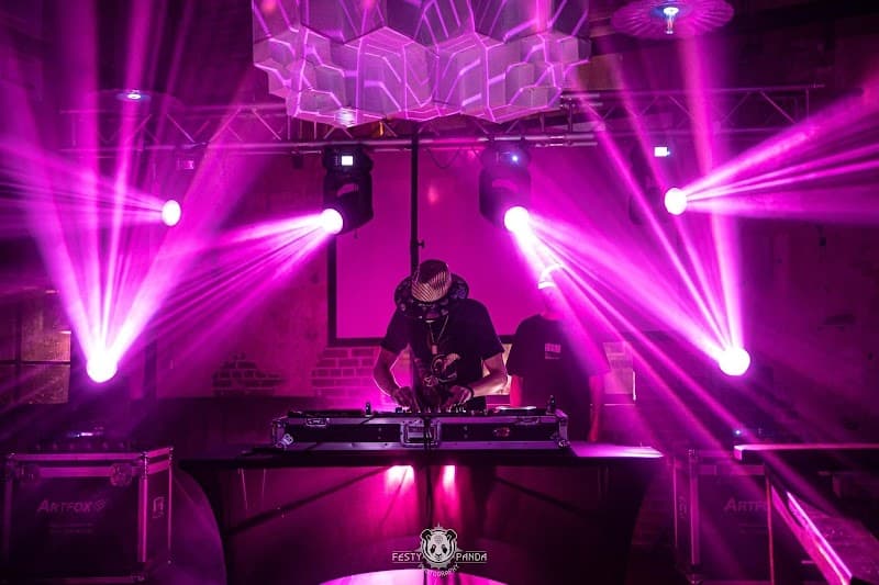 West & Watson photo 4