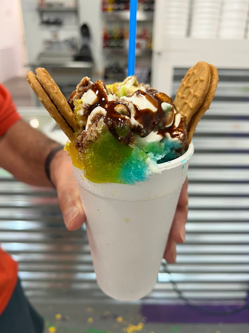 Da' Bayou Snowballs & Sweets - Van Buren photo 5