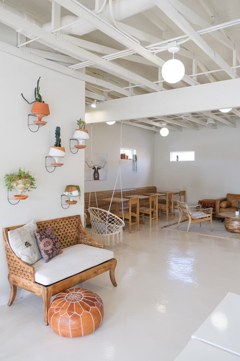 The Laurannae Social photo 3