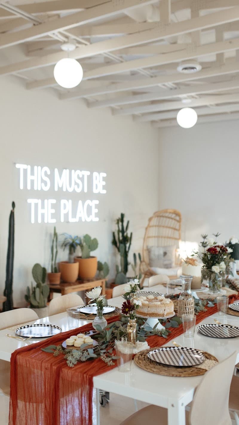 The Laurannae Social photo 5