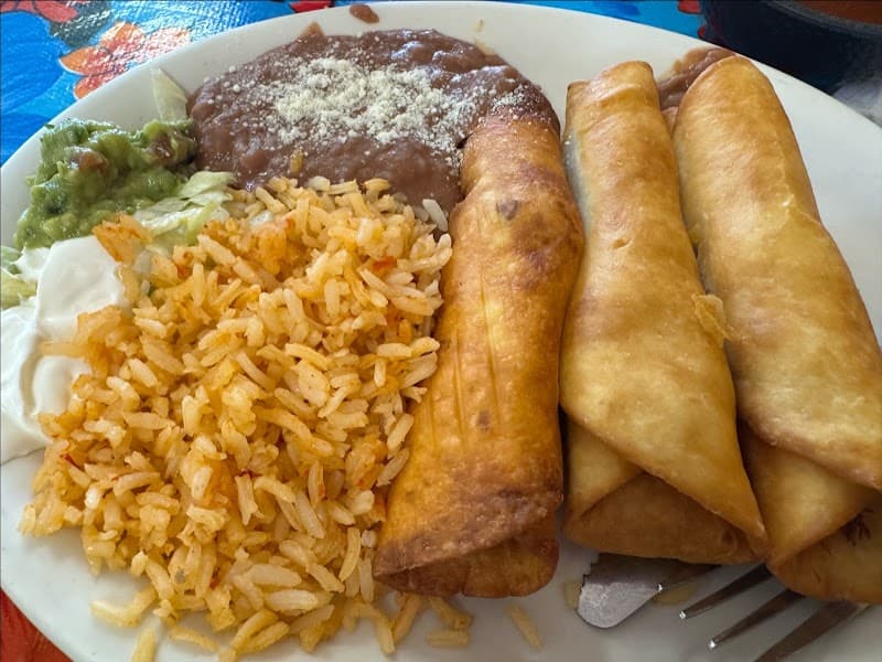 El Rio Verde Restaurant photo 6