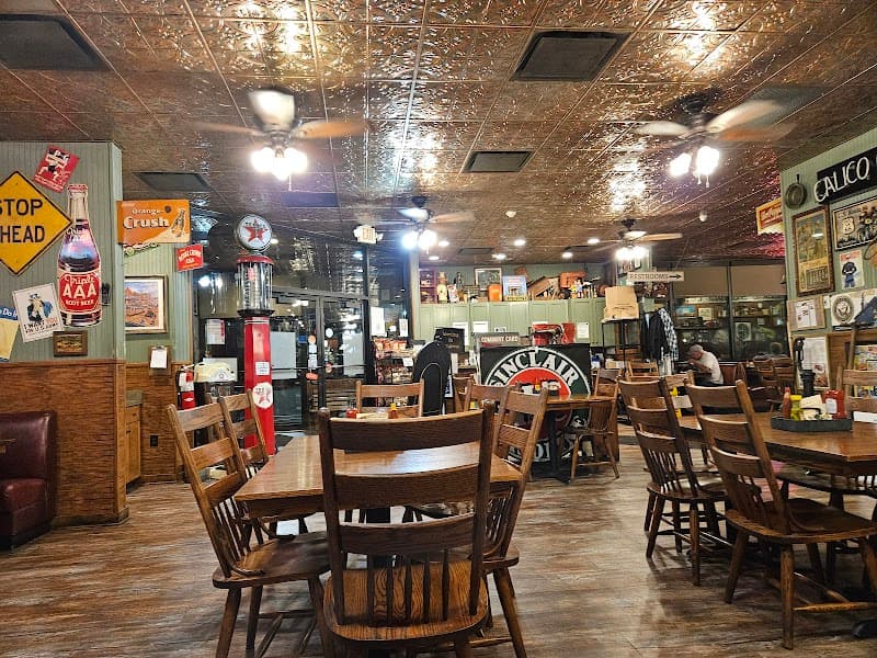 Calico County photo 5