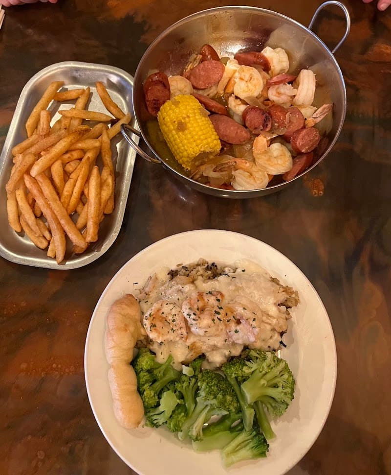 S.S Dockside Grill & Pub photo 4