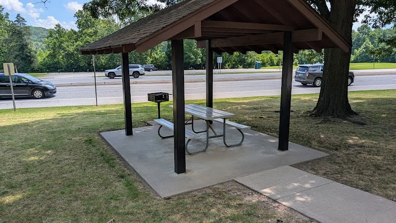 Arkansas Welcome Center at Bentonville / Bella Vista photo 3