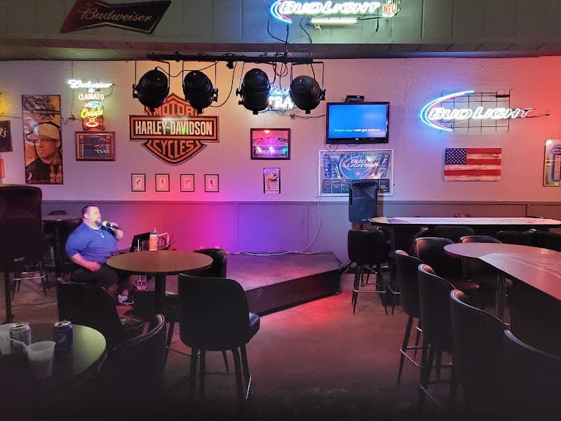 Four Aces Tavern photo 3