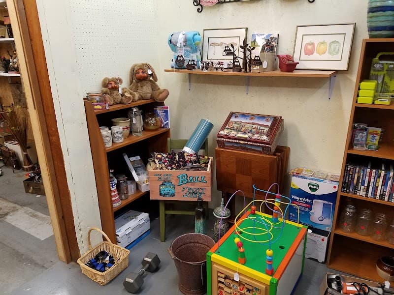 Timeless Flea Market photo 5